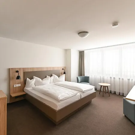 Landschloss 3* Korntal-Münchingen