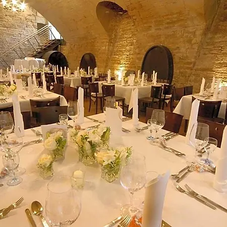 Landschloss Hotel