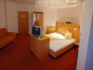 酒店 Landschloss 3*